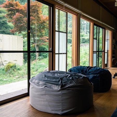 山の中の一棟貸切宿 五番地 Nambu (Yamanashi) Екстериор снимка