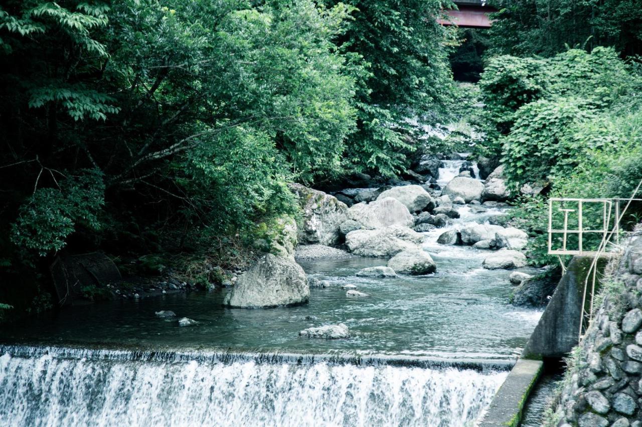 山の中の一棟貸切宿 五番地 Nambu (Yamanashi) Екстериор снимка